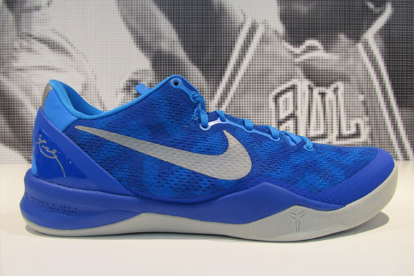 Nike Kobe 8 Duke / Blue Glow