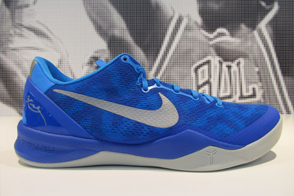 kobe 8 blue glow