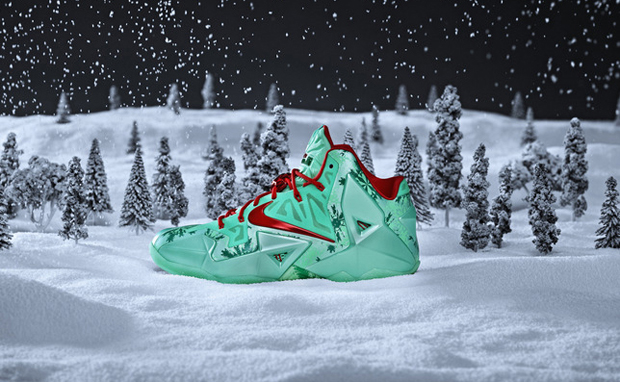Nike Lebron 11 Christmas