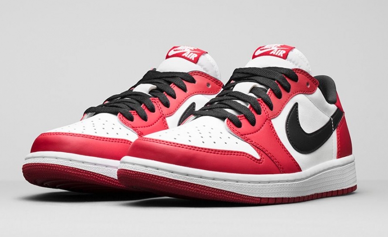 Air Jordan 1 Low OG Chicago