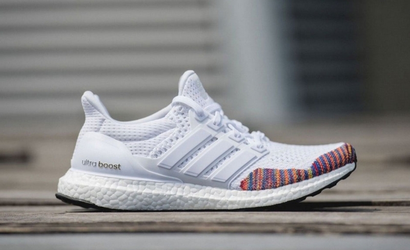 ultra boost rainbow toe